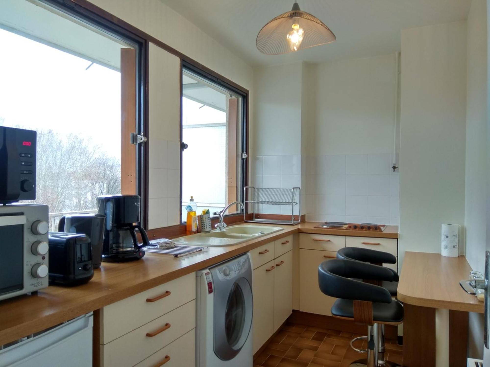 Budget Apart With Balcony And Great View Saint-Denis  Exterior foto