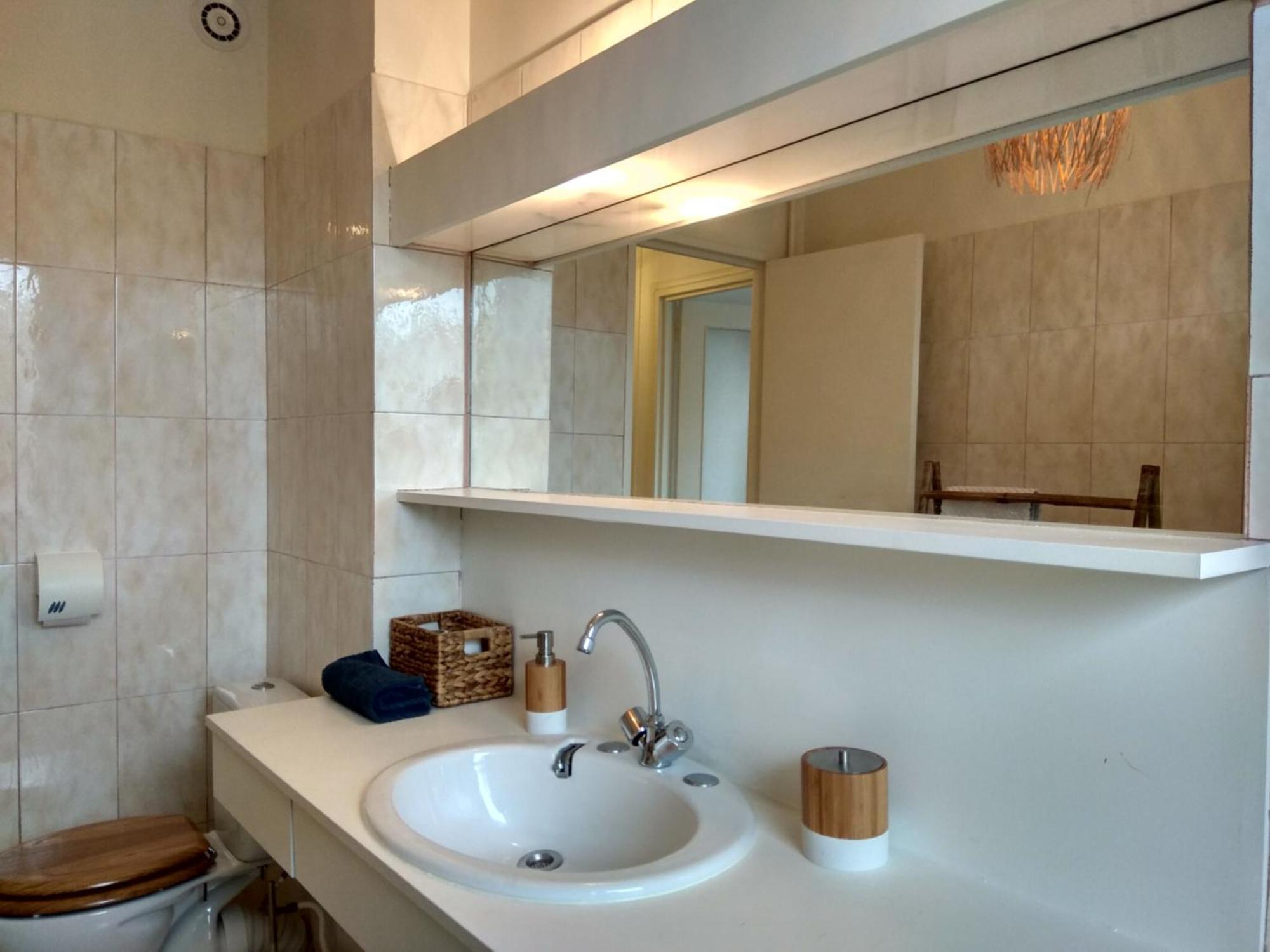 Budget Apart With Balcony And Great View Saint-Denis  Exterior foto
