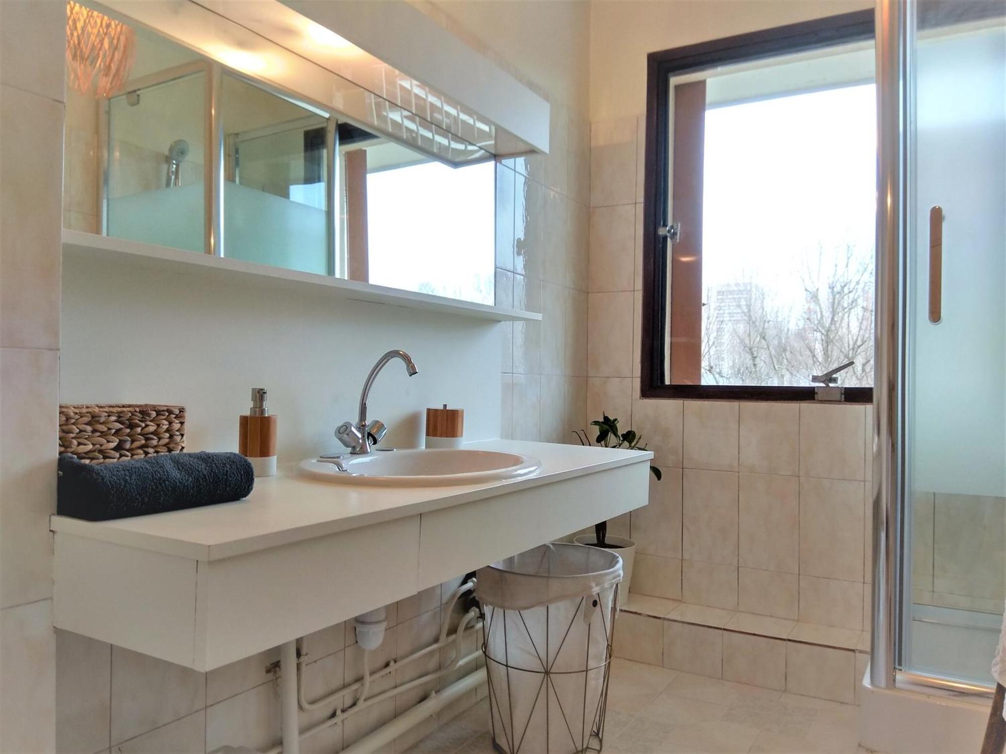 Budget Apart With Balcony And Great View Saint-Denis  Exterior foto
